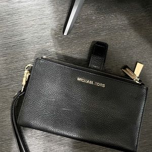 Michaels kors wristlet